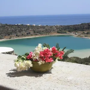 https://dammuso-la-terrazza-sul-lago.sicilyhotelsitaly.net